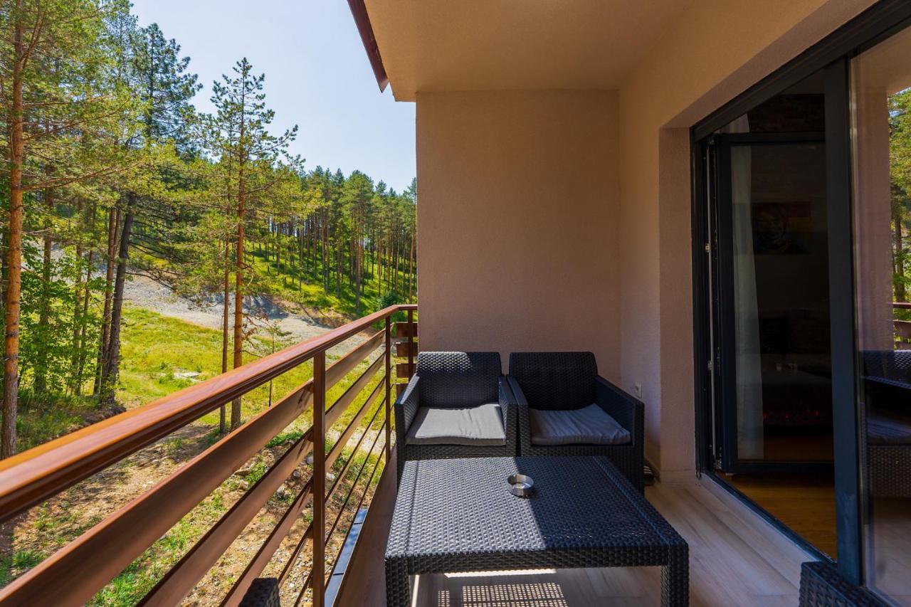 Vila Pekovic Green, Pine Trees View 2 Bedrooms Apartment Zlatibor Exteriér fotografie