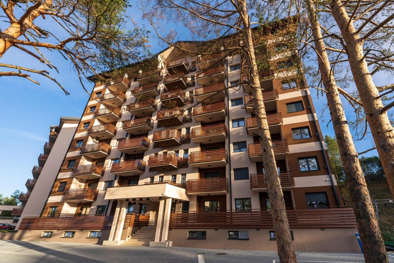Vila Pekovic Green, Pine Trees View 2 Bedrooms Apartment Zlatibor Exteriér fotografie